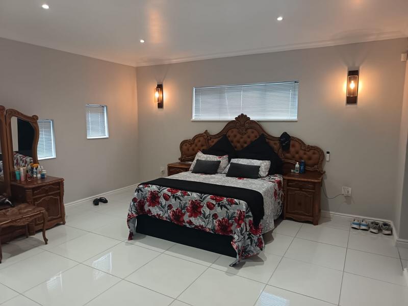 4 Bedroom Property for Sale in Kunene Park Eastern Cape